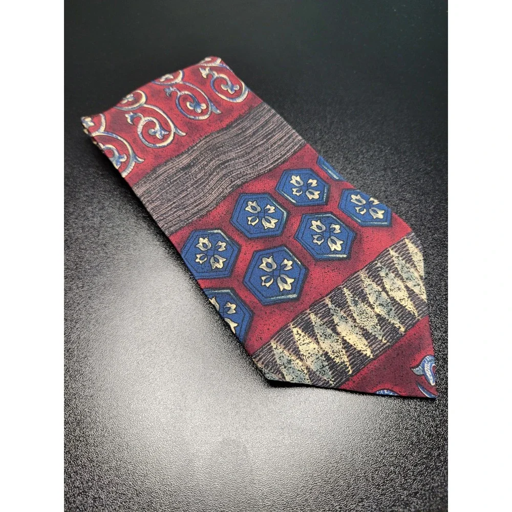 Christian Dior Men's Necktie Burgundy Geometric Silk 3.75 x 57 Excellent